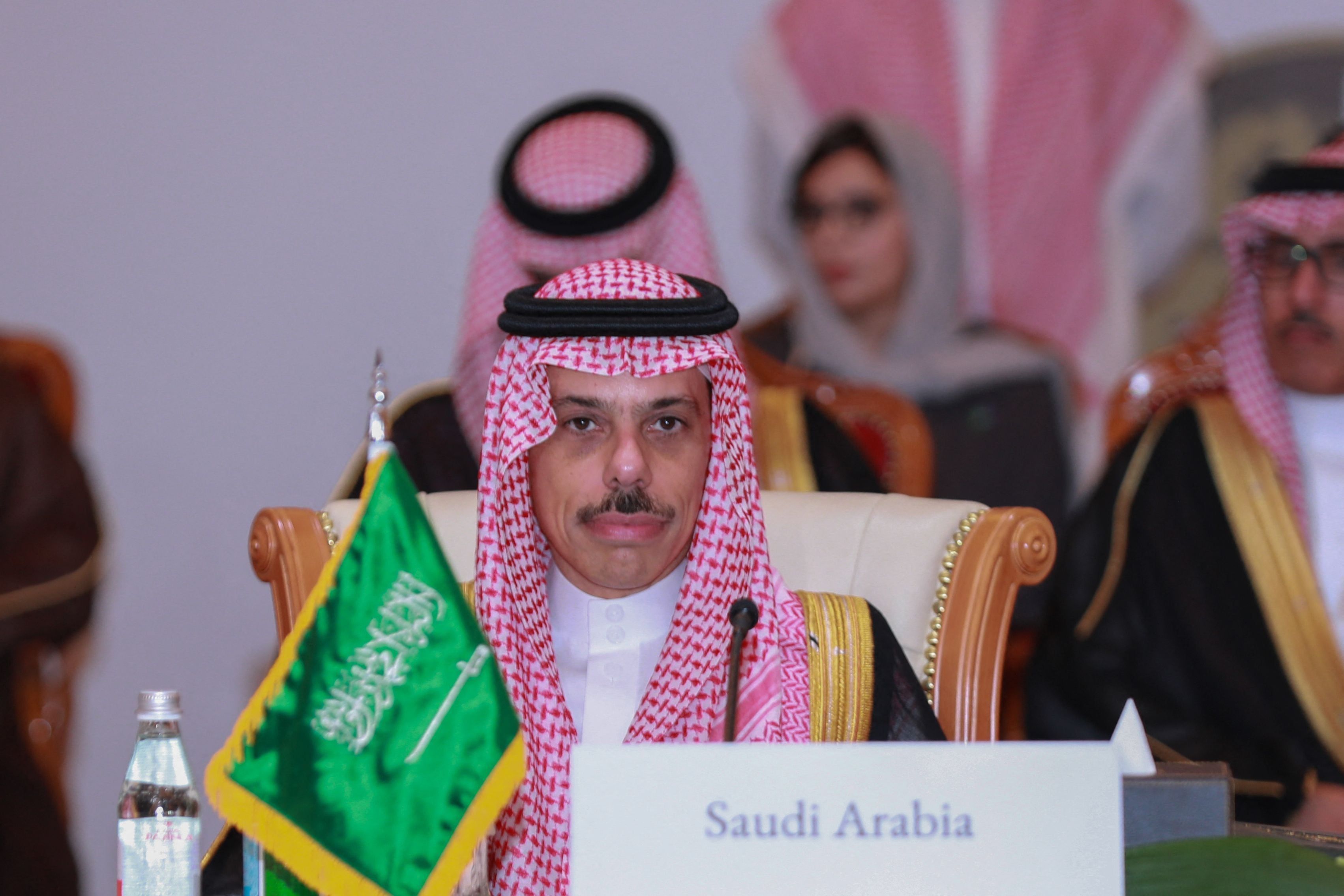 파이잘 사우디 외교장관이 지난 10일 오만 무스카트에서 열린 GCC-EU 외교장관 회의에 참석하고 있다.