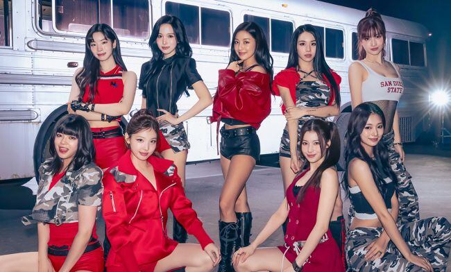 K-POP・アジア TWICEZINE TWICE - TWICEZINE (TWICELIGHTS) - interAsia