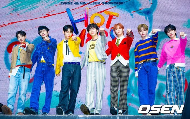 アイドル EVNNE OUR EVNNEing 2025-2026 EVNNE FANMEETING 'OUR