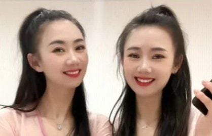 “아들 이름까지 같아”…서른 넘어 처음 만난 쌍둥이 자매 감동 사연