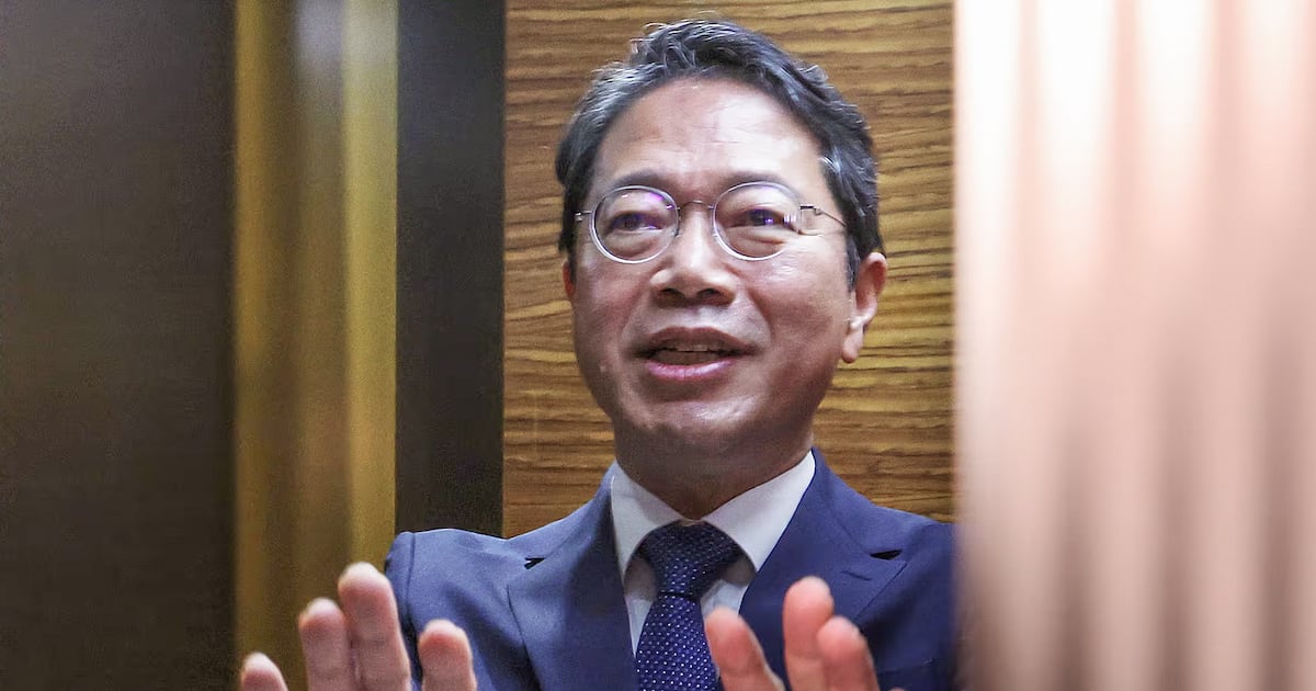 조폭 출신 회장에 주가조작꾼까지… '제넨셀'에 꼬인 8개 회사 썰