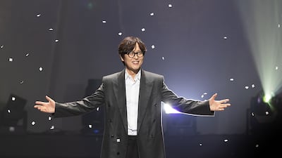 33년 만에 오케스트라 내려놓은 김동률, “더 나이 들기 전 새 도전 하고 싶었죠”
