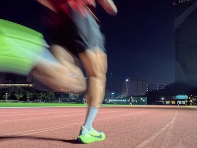 시인 정지용처럼 여름을 견디는 러너의 길