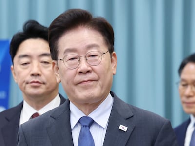 콘크리트 4050도 뒤집혀… 국정 ‘선택의 길’에 선 李