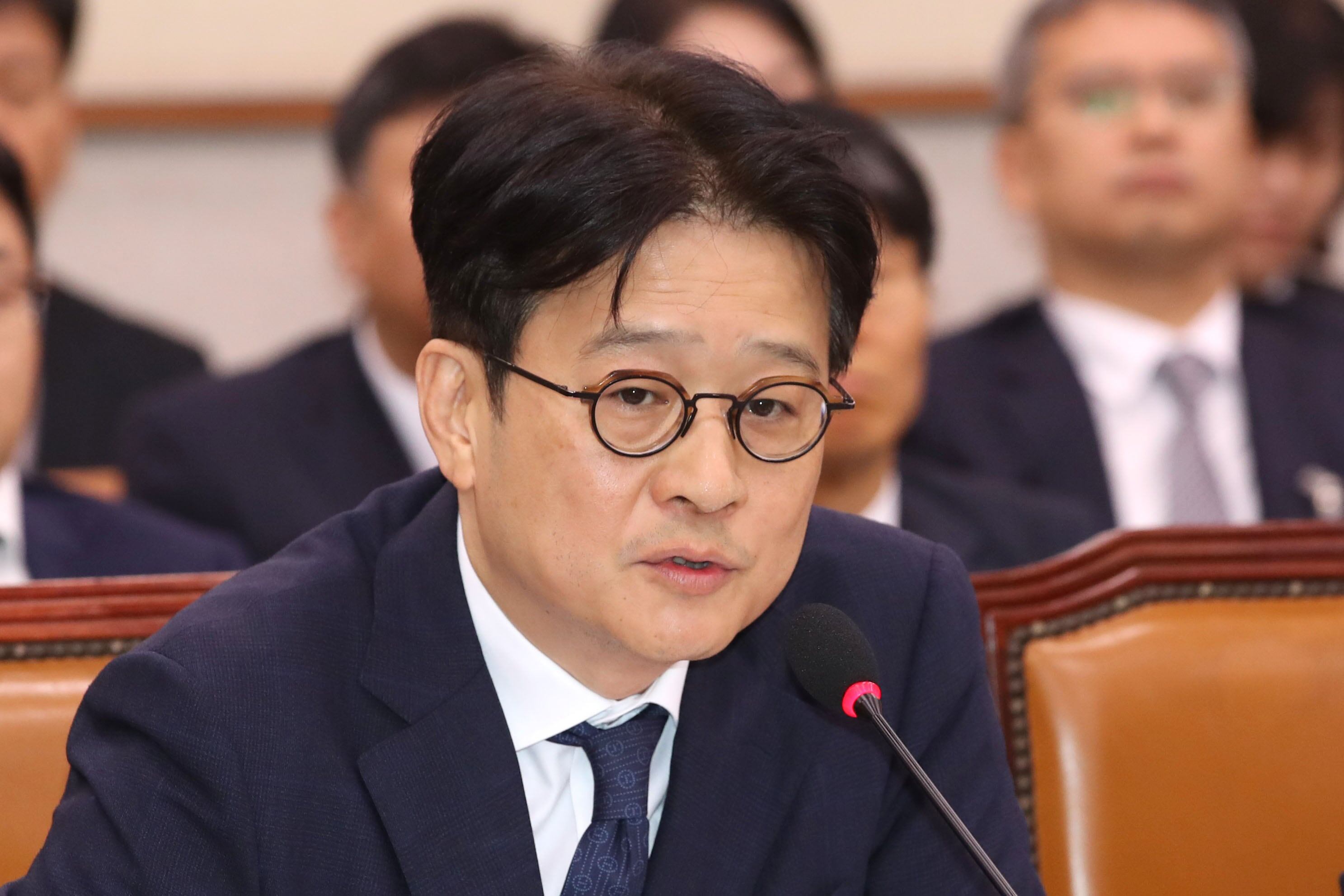 이창수 서울중앙지검장이 지난 10월 18일 국회에서 열린 법제사법위원회의 국정감사에서 의원 질의에 답하고 있다./ 뉴스1