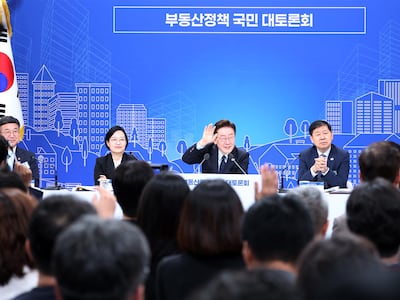 부동산 매물 늘거라고요?... 대출 규제에 막혀 ‘그림의 떡’