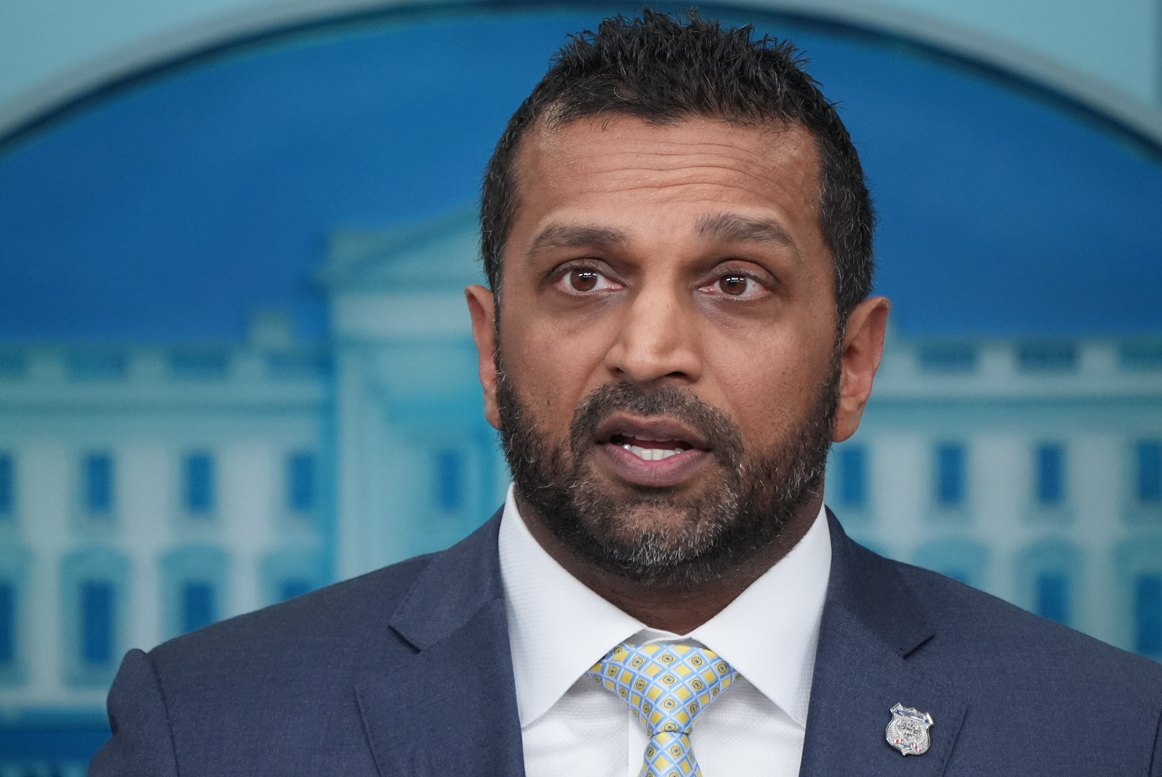 출장용접 – ‘충성파’ 파텔 FBI 국장, 트럼프 방한 직후 한국 방문… DMZ 둘러봤다