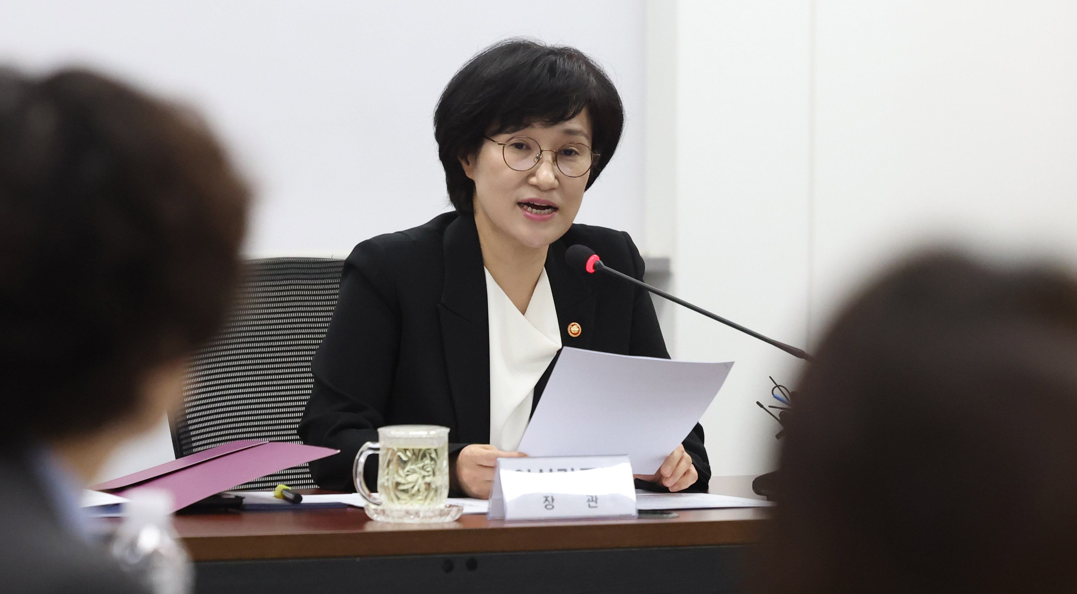 폰테크 달인 해병 특검, 원민경 여가부 장관 참고인 조사…‘박정훈 긴급구제 기각’ 경위 조사