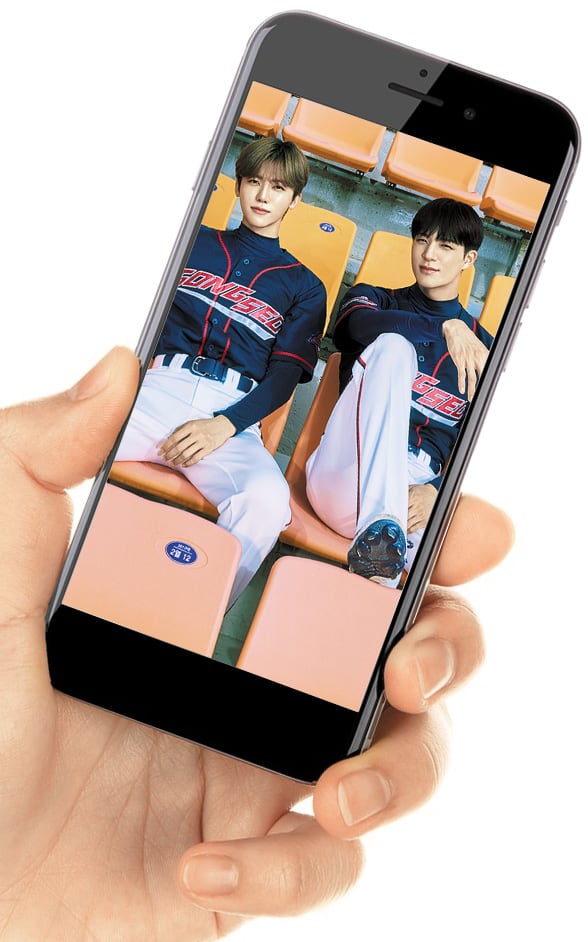 Starring NCT members Jeno and Jae-min (left), the sports growth drama 'Wind Up' depicts the friendship between a high school baseball prospect and a friend who acts as a manager. /Kits
