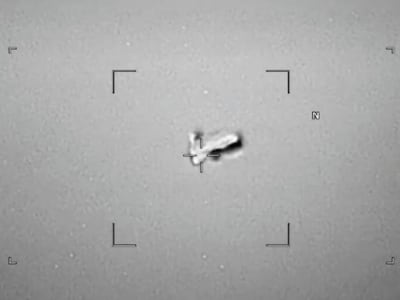 미 국방부가 공개한 'UFO 파일'. /미 국방부 캡처