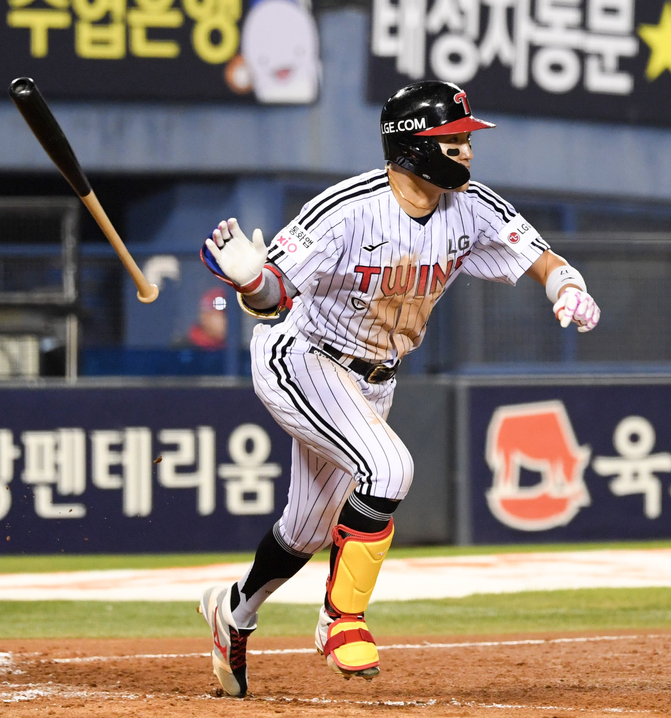 LG, 8회 뒤집기… SSG 꺾고 파죽의 6연승