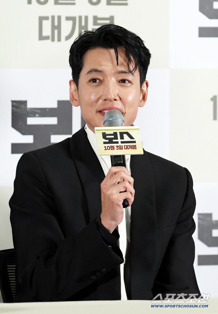 ‘보스’ 정경호 “조우진→황우슬혜와 호흡? 쉽지 않아, 난 지극히 정상” 너스레 – 폰테크 달인