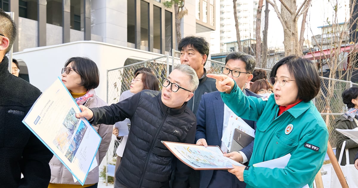 이수희 강동구청장 "사통팔달 교통망에 일자리까지... 강동구 '자족 도... - 뉴스 썸네일 이미지