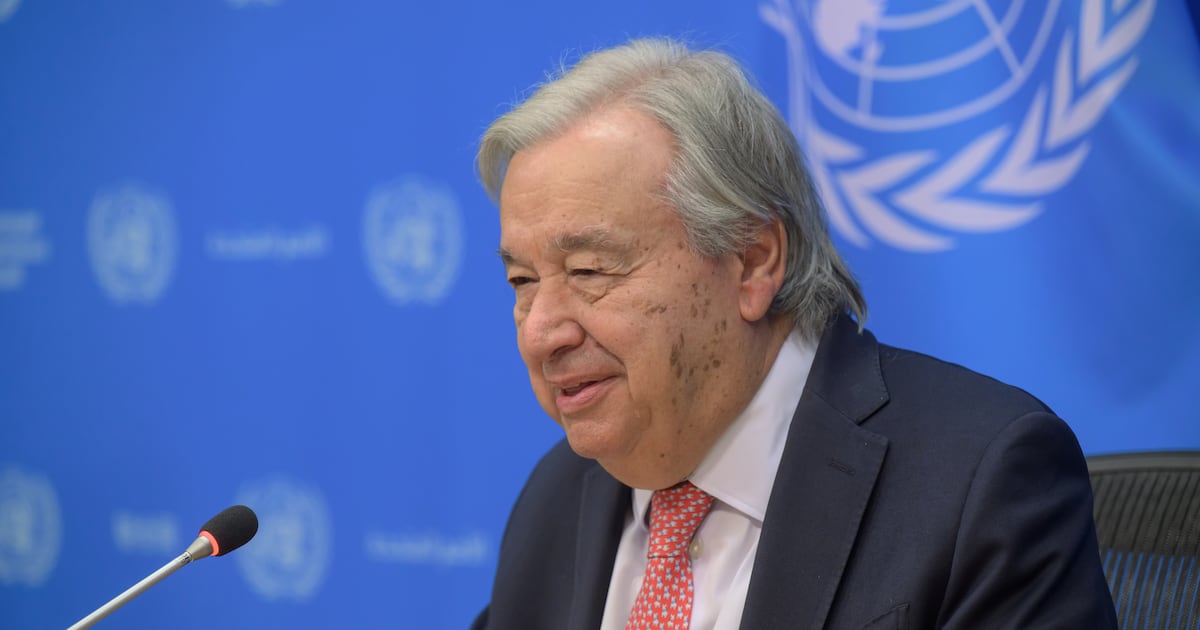 UN Secretary-General Urges AI Slowdown, Global Safeguards - 조선일보