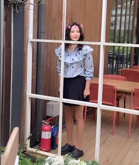 김희선, 168cm 원조 바비인형의 위엄…”쭉 뻗은 각선미” – 탐정사무소 인천탐정사무소 서울탐정사무소