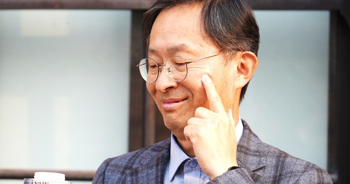 Top 2% Scientist Develops Cosmetics to Increase Skin Elasticity and Delay Aging