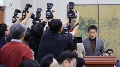 “당신은 우리 편인가, 남의 편인가”… 연예인 정치색 따지는 사회