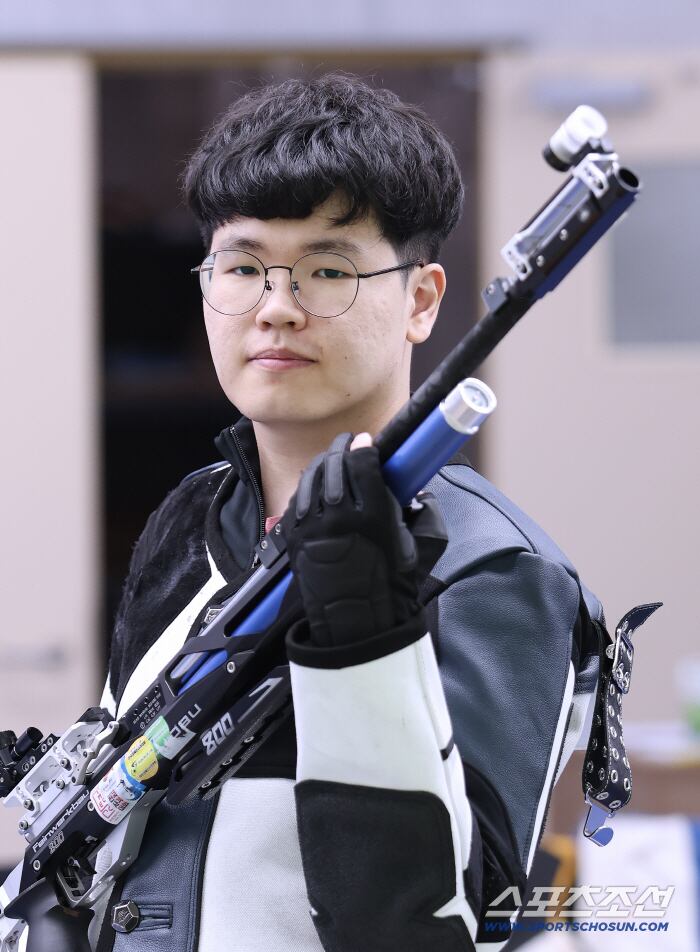 폰테크 달인 ‘장애X비장애 ‘퍼펙트’사격 국대의 탄생!” ‘데플림픽銀’ 청각장애 김우림,10m 공기소총 당당 2위로 태극마크! 패럴림픽金 정진완 회장”자랑스럽다.우리모두에게 꿈과 희망 줬다”