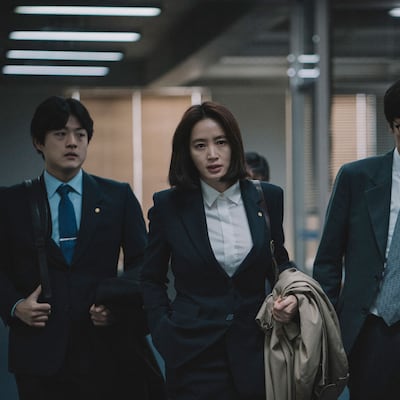 강만수가 김혜수에 분노한 까닭… 돈과 흥행 위해 역사마저 비트는가