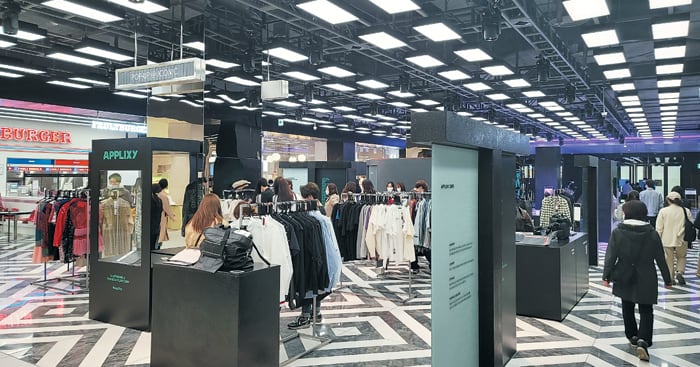 편의점서 픽업하고, 브랜드에 되팔고… 중고거래의 진화 - 뉴스 썸네일 이미지