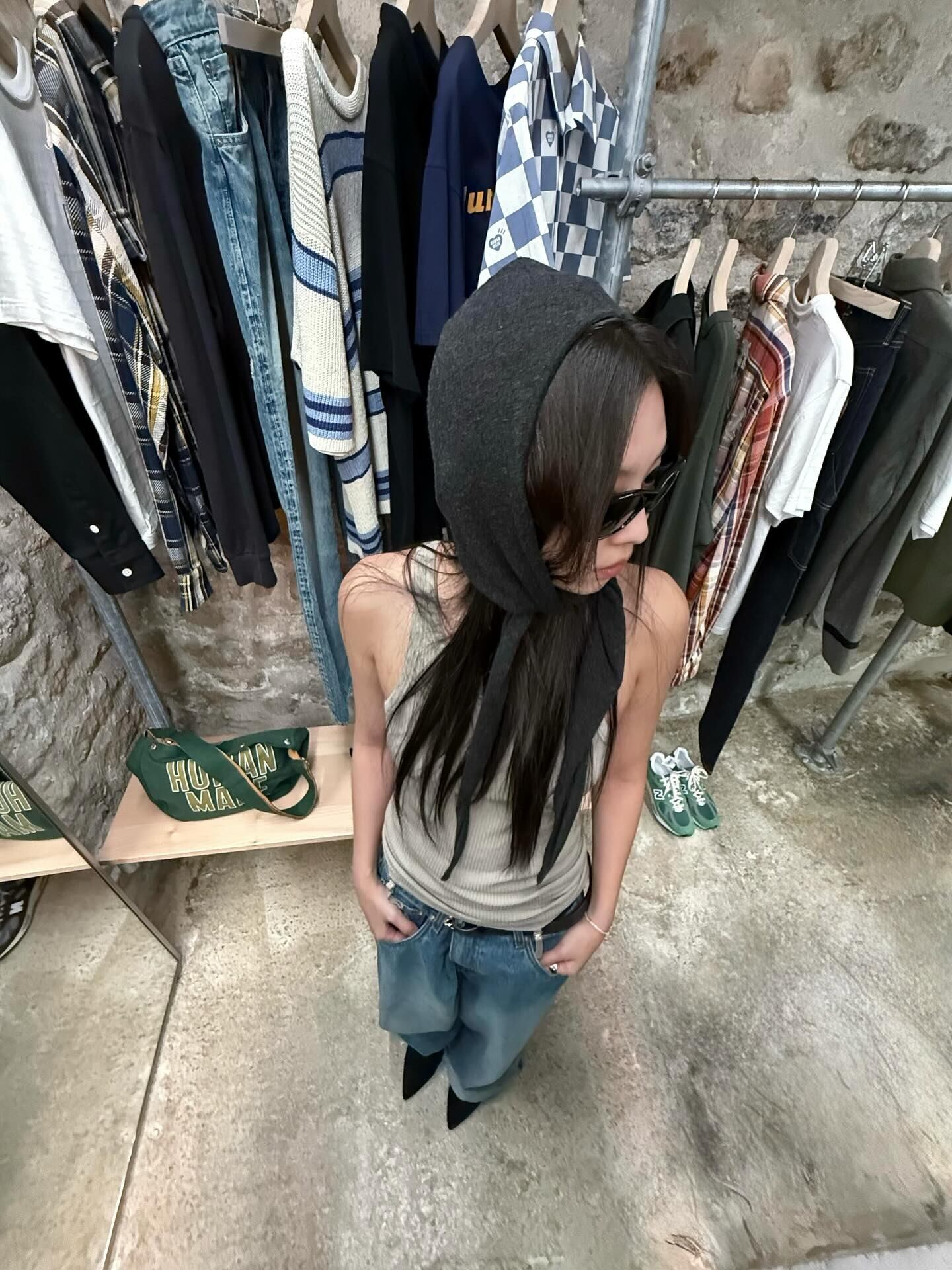 블랙핑크 제니가 선보인 바부슈카 스타일링. /제니 인스타그램