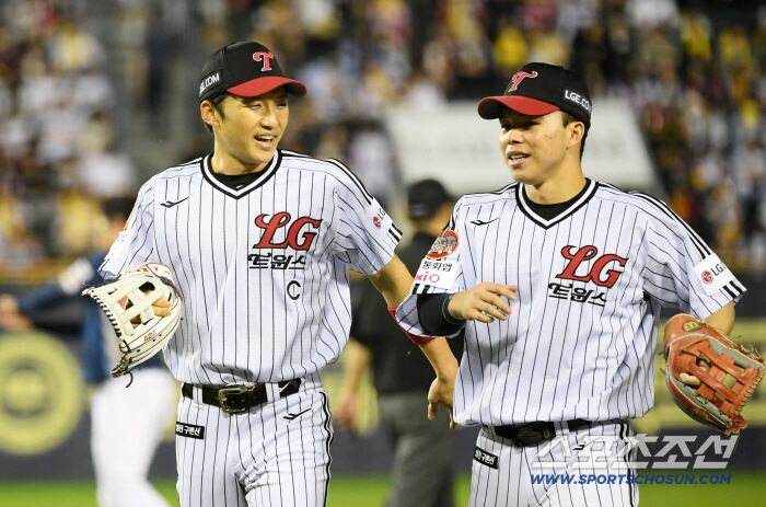 1일 잠실구장에서 열린 LG 트윈스와 NC 다이노스의 경기. 6회초 2사 만루 NC 권희동 안타성 타구를 LG 중견수 박해민이 잡아낸 뒤 더그아웃으로 향하고 있다. 잠실=박재만 기자 pjm@sportschosun.com/2025.10.01