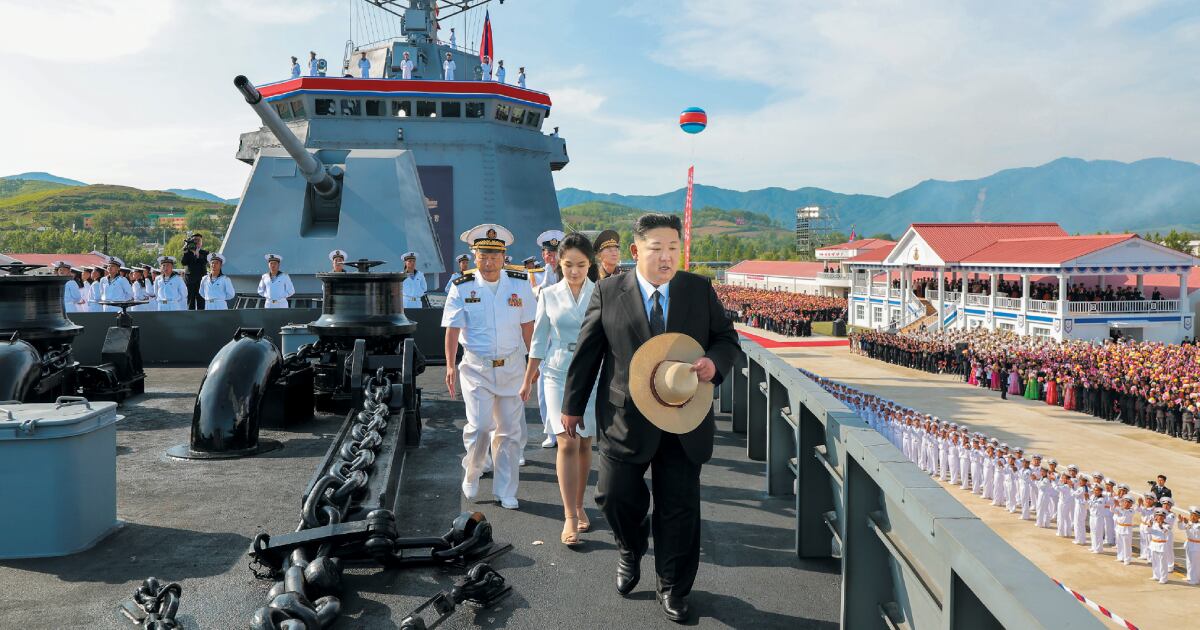 김정은 중간계선 선언