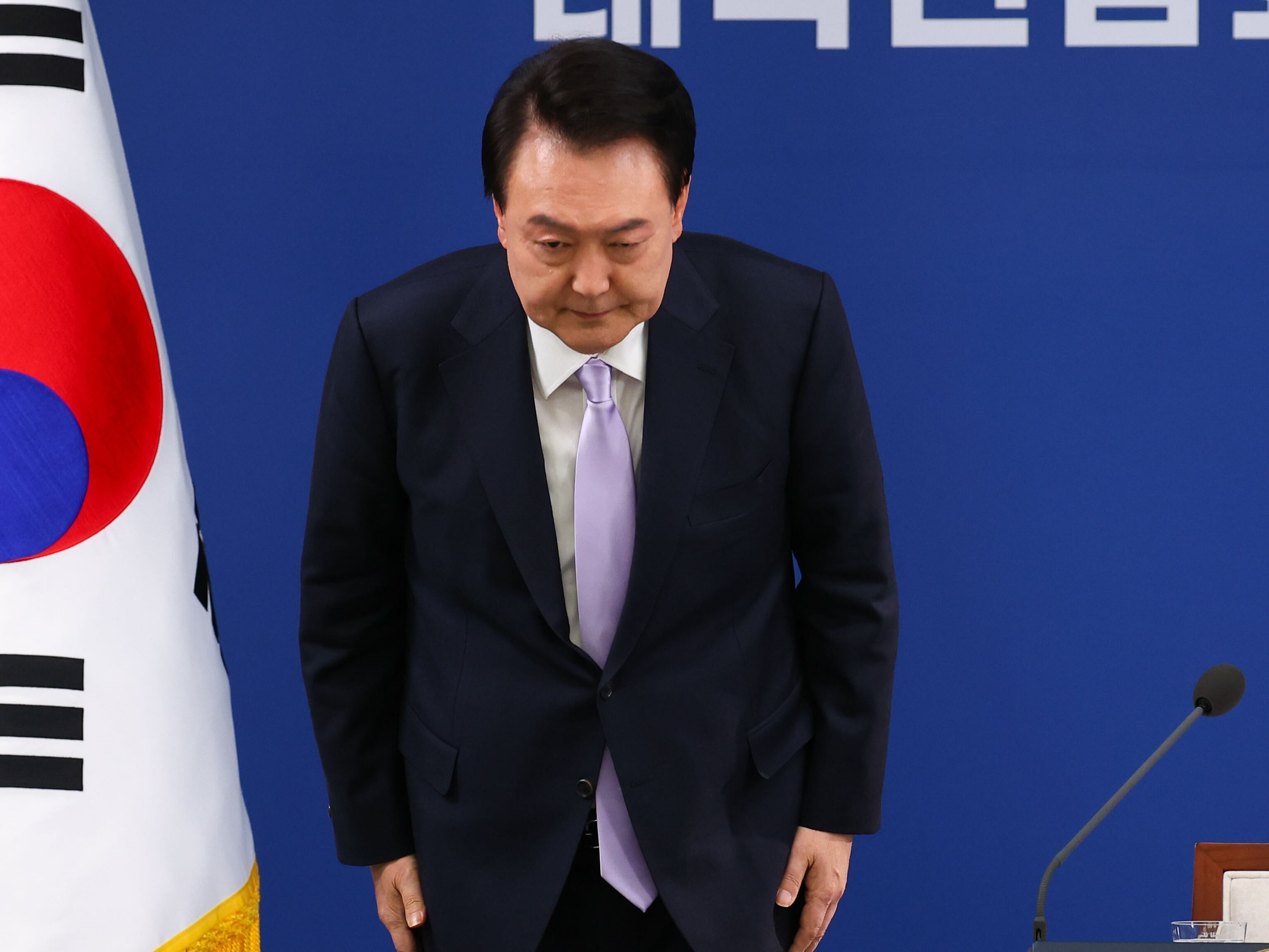 윤석열 대통령이 지난 7일 서울 용산 대통령실 청사에서 열린 대국민담화 및 기자회견을 하고 있다. /뉴시스