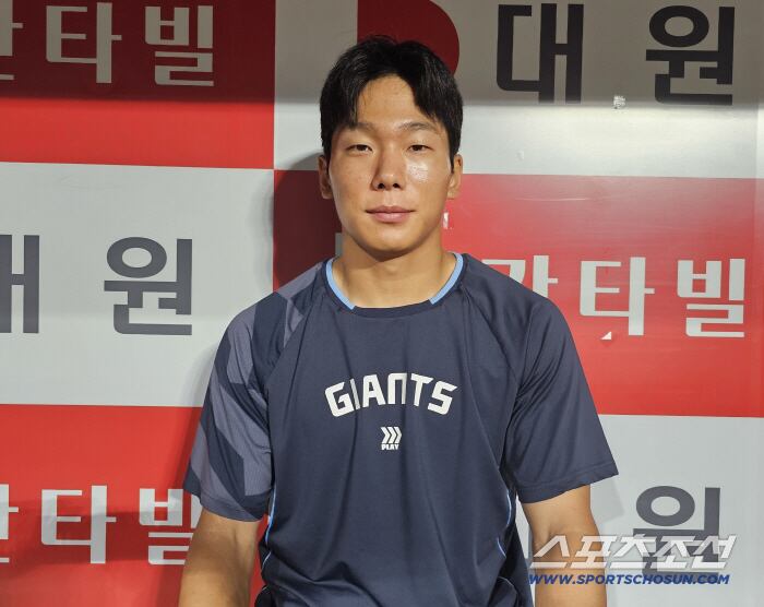 인터뷰에 임한 롯데 장두성. 김영록 기자