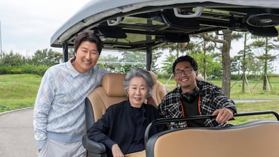 ‘성난 사람들2’, 美 에미상 작품상 수상 불발... 음향·의상 등 3관왕