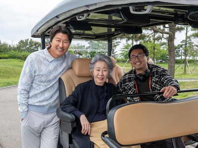 ‘성난 사람들2’, 美 에미상 작품상 수상 불발... 음향·의상 등 3관왕