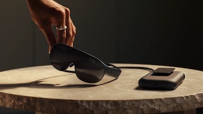 애플이 포기한 가벼운 VR 안경…메타가 먼저 내놨다