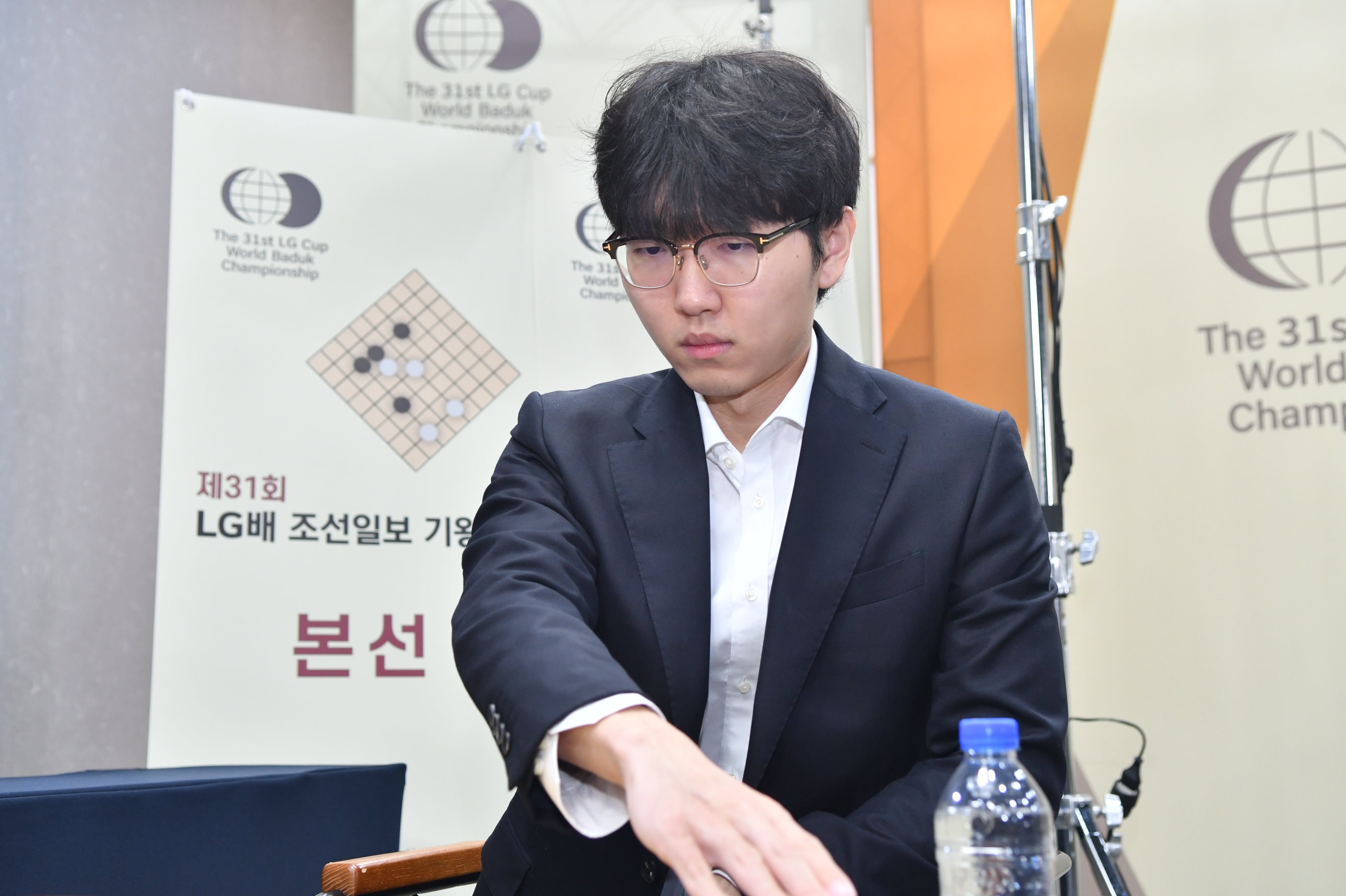 한국, 전날 부진 씻었다… LG배 8강 韓·中 4대4 격돌