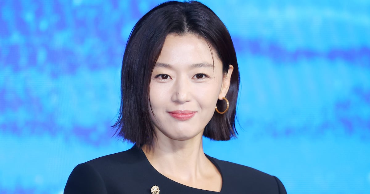 전지현 시어머니가 BTS 발언 논란에 직접 입 열었네?