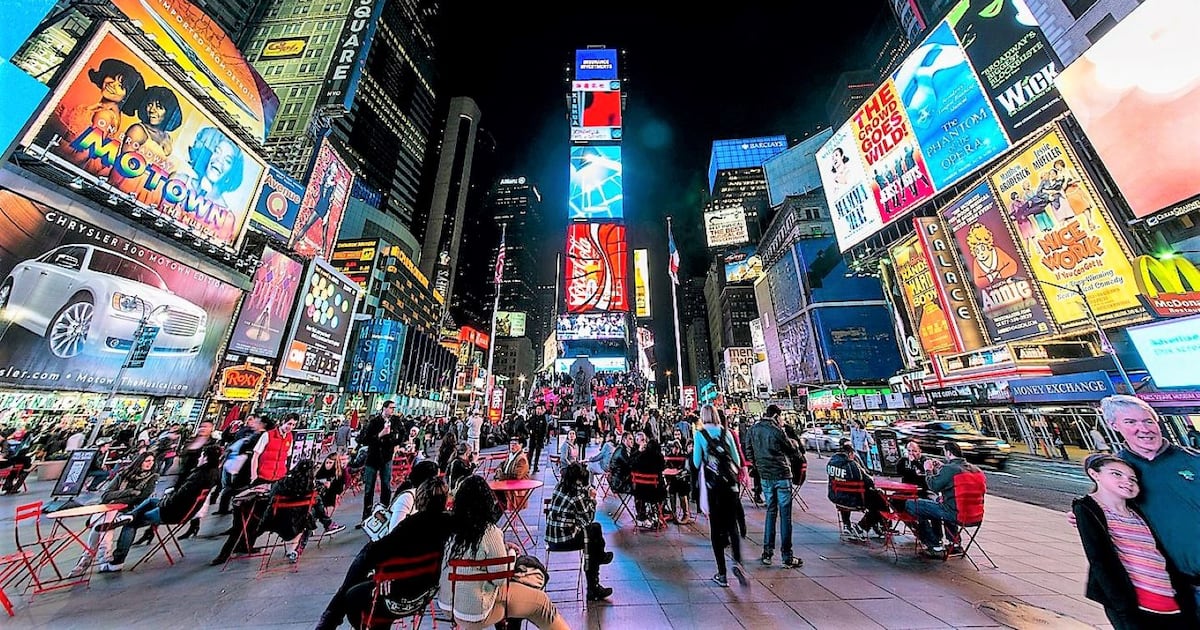 예술 스타트업이 1000억원대 기업으로 성장하는 비결 - 뉴스 썸네일 이미지