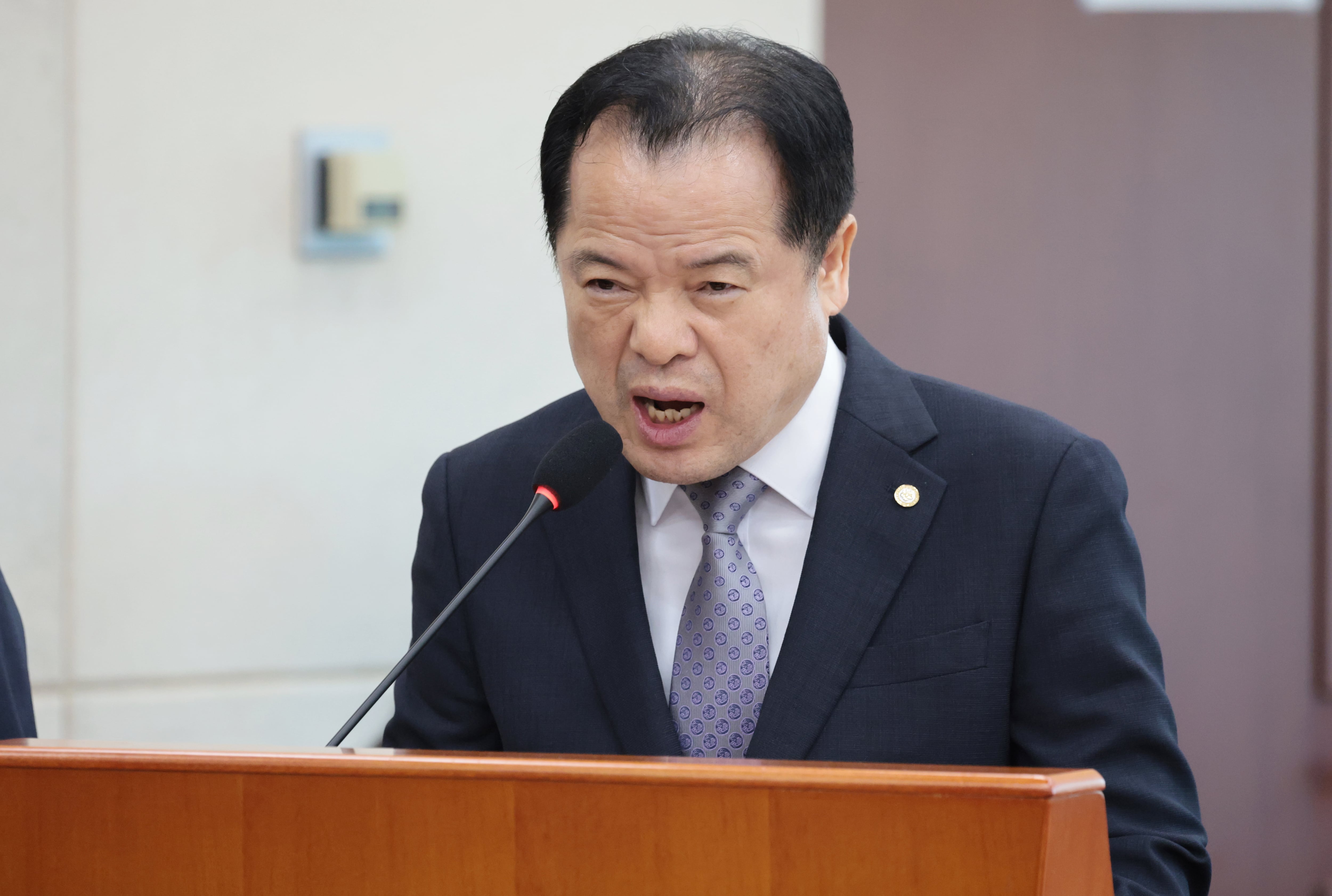 위철환 “재선거, 더 큰 혼란 야기할 수도…李 밥 친구 아냐”
