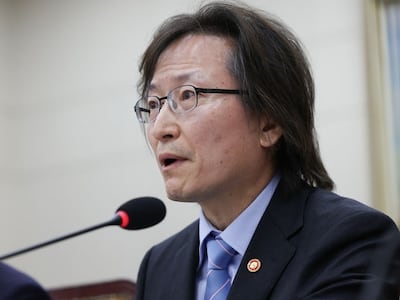 질의 답하는 주병기 공정거래위원장