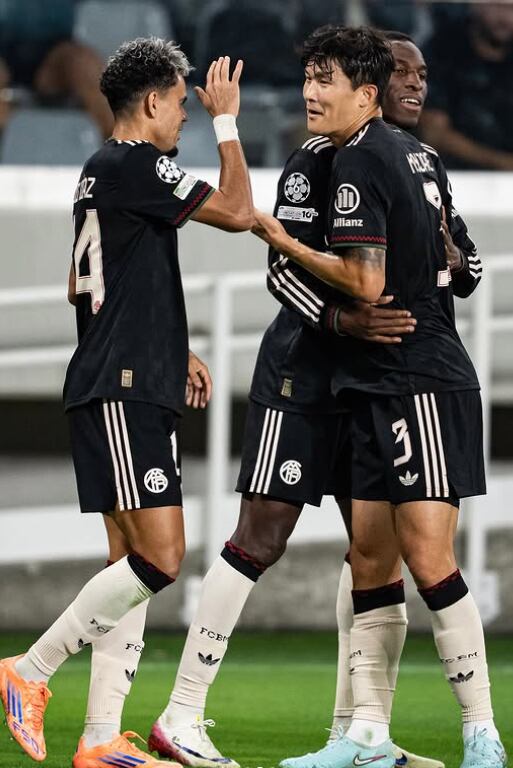 폰테크 달인 ‘89% 패스 성공률 소용없다’ 김민재, 빌드업 실수로 평점 추락