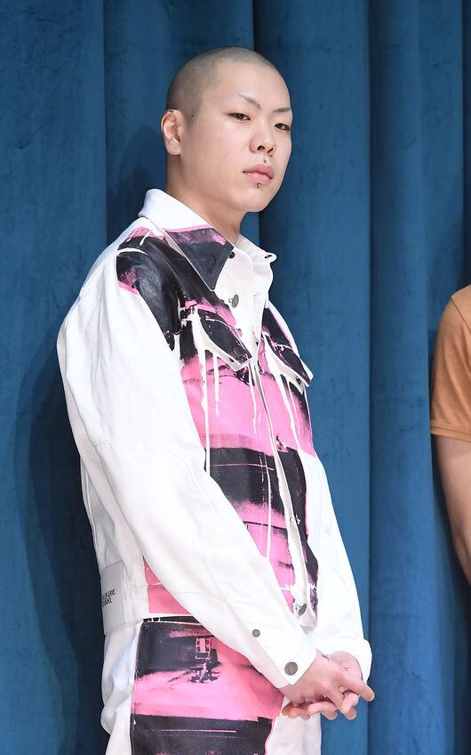 Hyukoh's Oh Hyuk to Marry in December