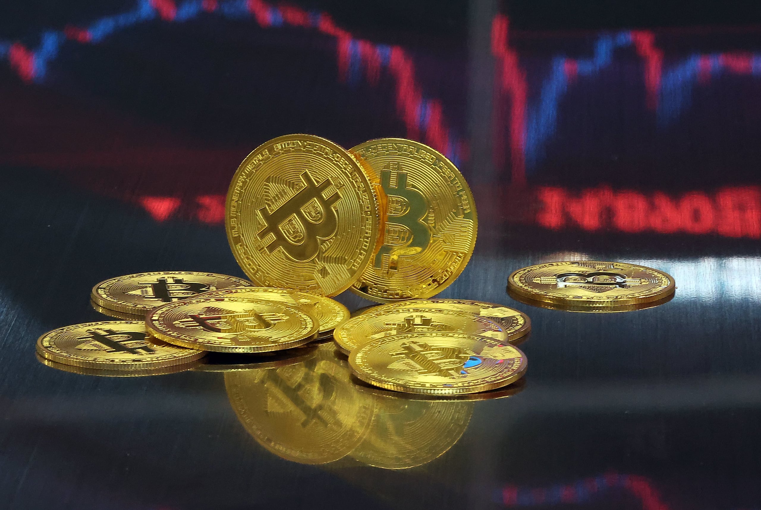 “7만달러까지 떨어질 수도” 비트코인 최악 전망 나왔다