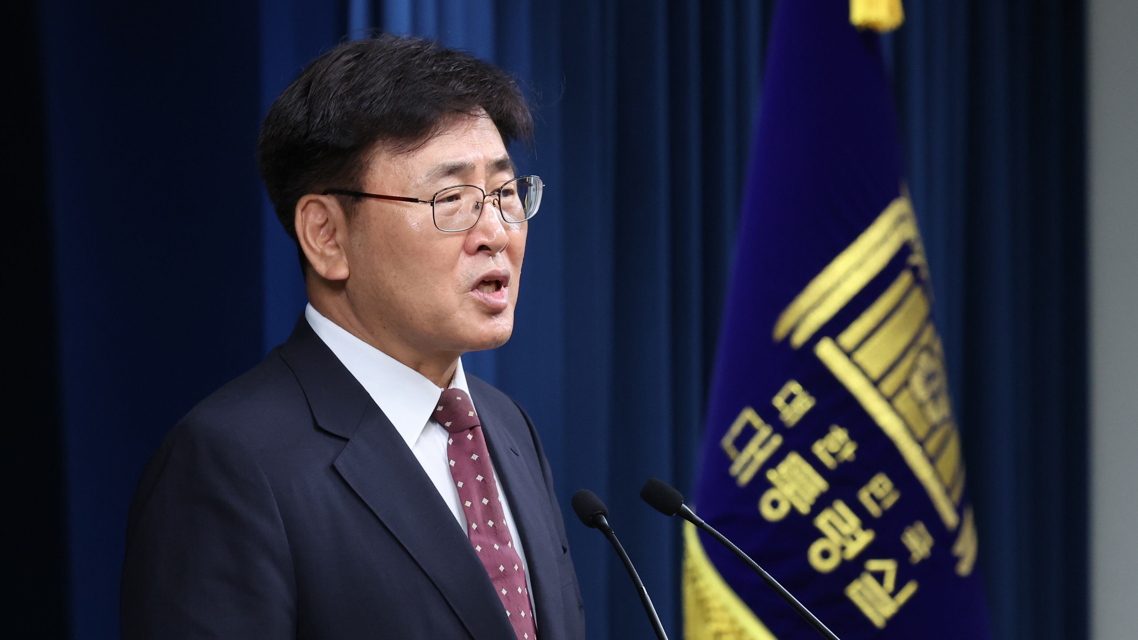 유상임 과학기술정보통신부 장관 후보자가 18일 서울 용산 대통령실 청사에서 열린 정무직 인선 발표 브리핑에서 지명 소감을 밝히고 있다./뉴시스