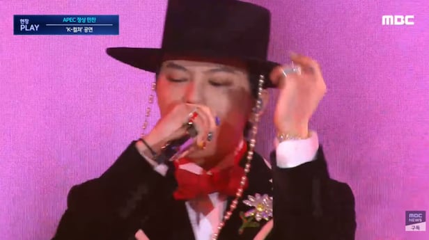 G-Dragon Wows APEC with Traditional Hat Performance