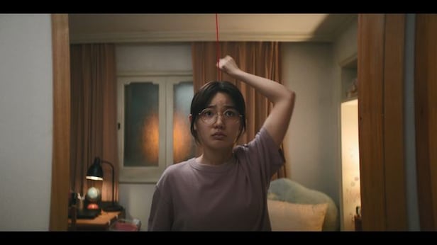 【影视】尺度大破格！韩剧《S LINE》性爱奇幻剧：头顶红线竟然连接“亲密关系”的人，揭“爱爱次数”