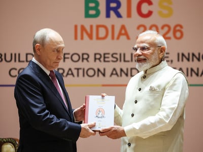 美 압박에도 손잡은 모디·푸틴…“BRICS, 서방 대안 플랫폼으로”