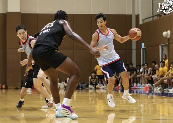 8월 5일 필리핀대학과의 연습경기에 출전한 허훈. 사진제공=부산 KCC