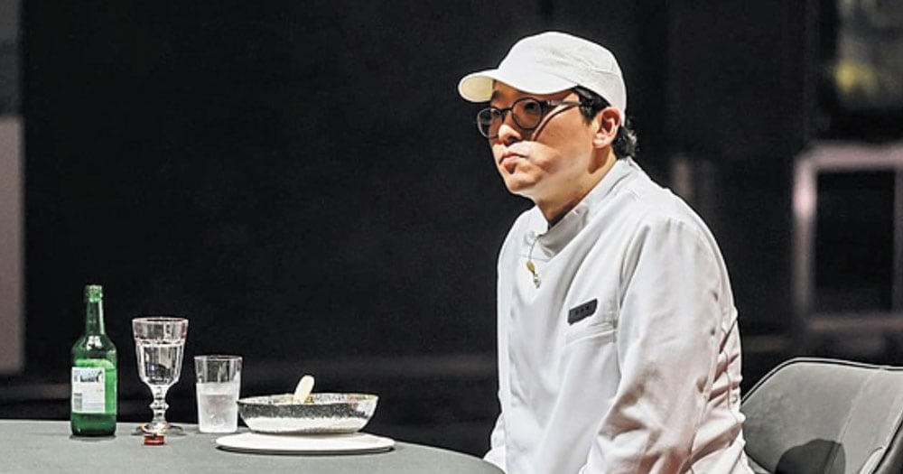Braising Human Choi Kang-rok's Life Mirrors Culinary Craft
