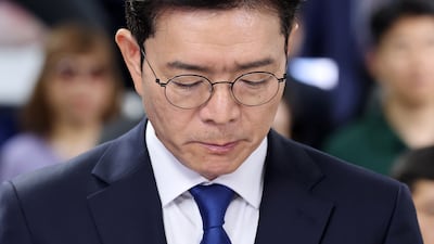 ‘저질 권력’ ‘스벅 몰이’에 2030 여성도 돌아섰다
