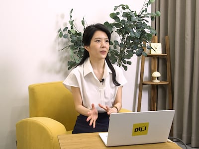 환율 1300원대 진입, 부자들은 지금 이 자산을 담고 있다