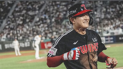 LG, 롯데에 1-6 뒤지다 8-6 역전승...30승 선착