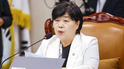 발언하는 서영교 위원장